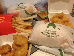 -麦当劳(龙洞店)