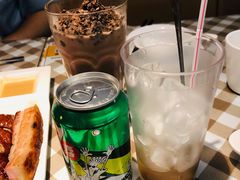 -新大咀港式茶餐厅(宝山万达店)