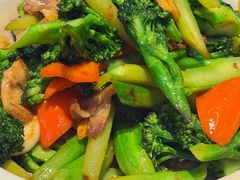 -赖厨潮汕砂锅粥