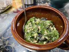 -湖南人家湘菜馆(镇江路店)