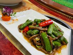 -方鼎食府