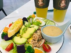 -丽莎沙拉轻食餐厅(国贸店)