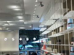 -奈雪的茶(华侨城创意园店)