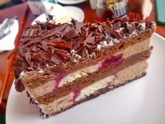 黑森林蛋糕-BLAQ咖啡(骏豪店)