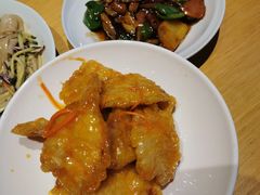 -关东小磨东北菜(上海长风大悦城店)
