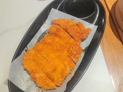 馋嘴炸猪排-馋三尺蟹粉小笼(人民广场店)