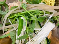 -三顾冒菜·麻辣烫(龙湖北城天街店)