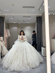 -GRACE KELLY婚纱与礼服(北京店)
