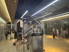 -威克健身游泳(万菱汇店)