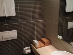 -全季酒店(上海徐家汇宜山路店)