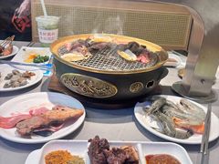 -山焱·炭火自助烤肉(周浦万达店)