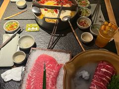 -三出山火锅(南京万象天地店)