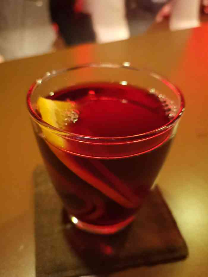 老板人很好 酒也挺好喝的 很舒服的夜晚