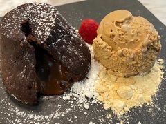 -La Mer Restaurant & Lounge