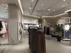 -H&M(来又来时尚购物广场店)