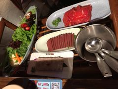 古道嫩牛肉-老牌坊云南鱼豆花火锅(哈西万达店)