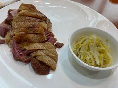 脆皮咸猪肘-陇菜和盛祥(金轮宾馆店)