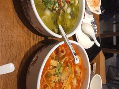 -渝是乎川渝小炒(新世界百货望京店)