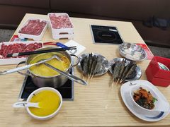 -杨老板·海鲜集市火锅·鲜切牛肉(中防万宝店)