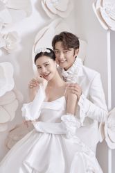 点击看大图 -挪娅婚纱摄影皇家会所