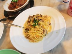 -港丽餐厅(高德置地店)