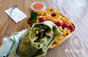 Spinach Chicken Roll