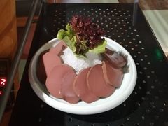 鸭血-洪氏嗨捞·广东猪肚鸡·椰子鸡火锅(西咸万象城店)