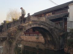 -丝绸小镇荻港古村