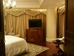 -广州富力丽思卡尔顿酒店