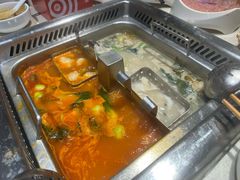 -海底捞火锅鲜切牛肉主题店(长寿路店)