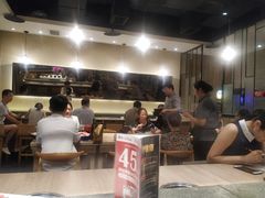 -呷哺呷哺(新世界百货望京店)