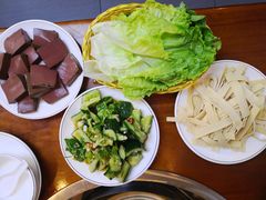 -曹丞相·地锅鸡·地锅鱼(武林店)