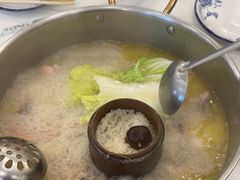 -朴小妹人参鸡汤火锅(长白山万达店)