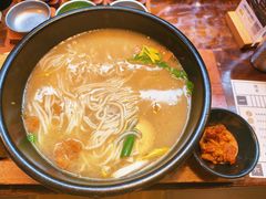-银米·云南传统过桥米线(双廊黑金冠店)