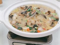 -几个木匠匠人厨房