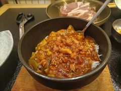 -臻牛烤肉