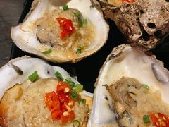 蒜蓉炭烤生蚝-虾胡闹·澳洲小龙虾·烧烤(福田鲨鱼店)