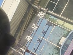 -上海星瀚奔驰4S店(红柳路店)