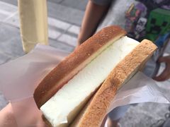 -詹爷爷乌节路街头冰淇淋