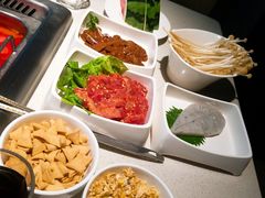 -海底捞火锅鲜切牛肉主题店(长寿路店)