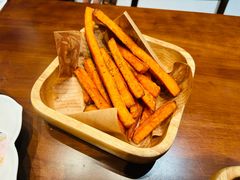 -8PINTS八品脱·日料·烧鸟·精酿小酒馆(莘庄店)