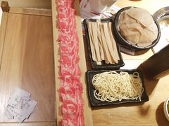 -捞三国黑牛火锅