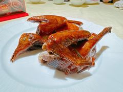 红烧乳鸽-惠食佳(滨江大公馆店)