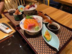三文鱼刺身-锅物新语&寿喜烧.炉端割烹(世博源店)