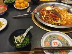-沸炉重庆老火锅(军事博物馆店)