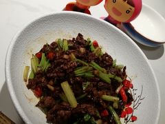 小炒黄牛肉-慕湘精致湖南菜(水贝店)