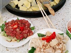 -苗家特色土烙锅·老字号