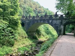 -凤栖山