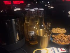 -赤红音乐现场(浦东金桥路店)