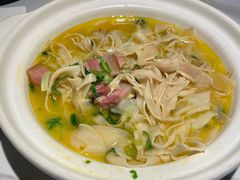 -绿茶餐厅(龙井船宴· 品牌总店)